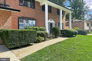 5239 Richardson Dr, Fairfax, VA 22032 - Photo 5