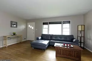 7408 Fairchild Dr, Alexandria, VA 22306 - Photo 3