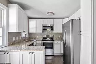 2617 E Maple St, Alexandria, VA 22306 - Photo 3