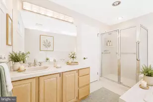 10704 Stanhope Pl, Fairfax, VA 22032 - Photo 35