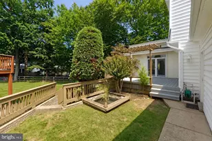 10704 Stanhope Pl, Fairfax, VA 22032 - Photo 27