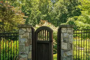 927 Hickory Run Ln, Great Falls, VA 22066 - Photo 7