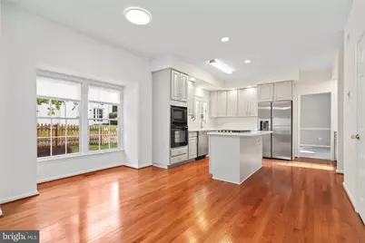 7912 Bracksford Court, Fairfax Station, VA 22039 - Photo 19