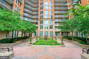 8220 Crestwood Heights Dr, McLean, VA 22102 - Photo 23
