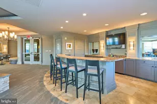 8220 Crestwood Heights Dr, McLean, VA 22102 - Photo 15