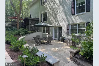 304 Chesapeake Drive, Great Falls, VA 22066 - Photo 35