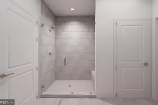 9475B Sprague Ave, Fairfax, VA 22031 - Photo 17