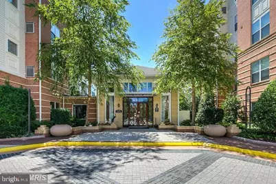 9490 Virginia Center Boulevard #323, Vienna, VA 22181 - Photo 1