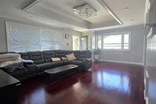 3217 Nottage Ln, Falls Church, VA 22042 - Photo 3