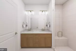 9475B Sprague Ave, Fairfax, VA 22031 - Photo 13