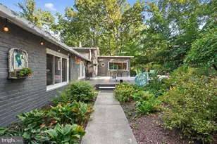 2003 Bedford, Alexandria, VA 22307 - Photo 11