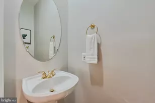 8816 Hunting Lodge Ct, Vienna, VA 22182 - Photo 15