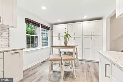 10008 Chestnut Wood Lane, Burke, VA 22015 - Photo 15