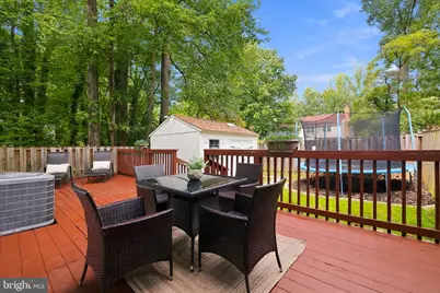 10008 Chestnut Wood Lane, Burke, VA 22015 - Photo 5