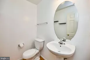 11485 Carriage Ct, Fairfax, VA 22030 - Photo 15