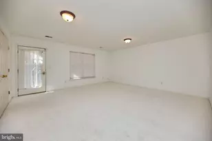 11485 Carriage Ct, Fairfax, VA 22030 - Photo 27