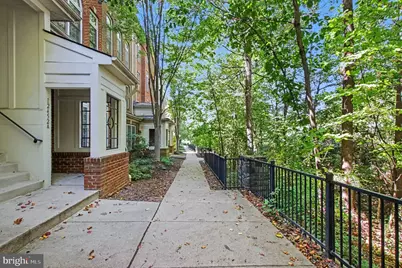 12450 Liberty Bridge Road #204A, Fairfax, VA 22033 - Photo 25