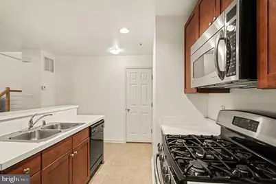 12450 Liberty Bridge Road #204A, Fairfax, VA 22033 - Photo 9
