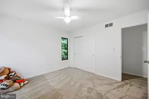 10411 Hunter Ridge Dr, Oakton, VA 22124 - Photo 41