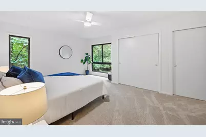 10411 Hunter Ridge Drive, Oakton, VA 22124 - Photo 5
