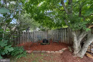 13341 Jasper Ct, Fairfax, VA 22033 - Photo 15
