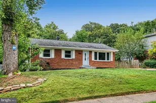 8901 Lagrange St, Lorton, VA 22079 - Photo 3
