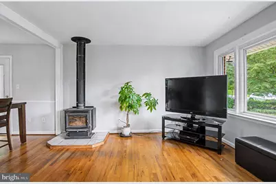 8901 Lagrange Street, Lorton, VA 22079 - Photo 23