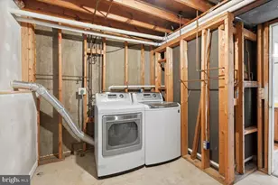 5718 Croatan Ct, Centreville, VA 20120 - Photo 31