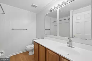 5718 Croatan Ct, Centreville, VA 20120 - Photo 21
