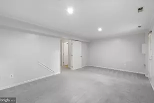 5718 Croatan Ct, Centreville, VA 20120 - Photo 19
