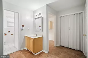 2374 Branleigh Park Ct, Reston, VA 20191 - Photo 25