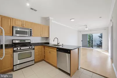 12941 Centre Park Circle #322, Herndon, VA 20171 - Photo 3
