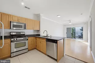12941 Centre Park Cir, Herndon, VA 20171 - Photo 3