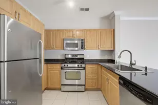 12941 Centre Park Cir, Herndon, VA 20171 - Photo 5