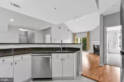 11355 Aristotle Drive #8-413, Fairfax, VA 22030 - Photo 5
