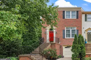 6329 Franconia Commons Dr, Alexandria, VA 22310 - Photo 1
