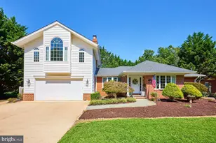 3032 Crane Dr, Falls Church, VA 22042 - Photo 3