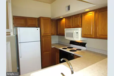 6944 Ellingham Circle #F, Alexandria, VA 22315 - Photo 9