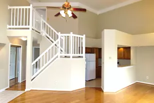 6944 Ellingham Cir, Alexandria, VA 22315 - Photo 3