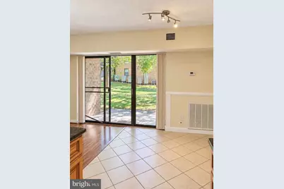 2226 Castle Rock Square #1B, Reston, VA 20191 - Photo 5