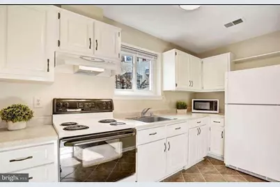 13817 Cabernet Court, Chantilly, VA 20151 - Photo 7