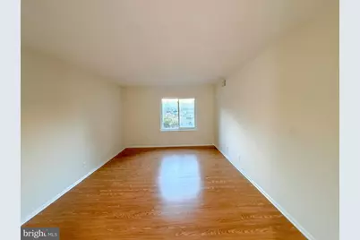 8370 Greensboro Drive #103, McLean, VA 22102 - Photo 9