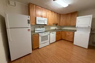 8370 Greensboro Dr, McLean, VA 22102 - Photo 7