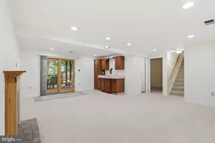 10799 Adare Dr, Fairfax, VA 22032 - Photo 31