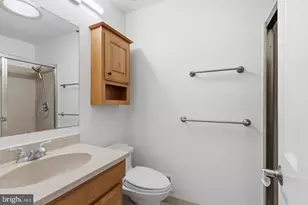 10799 Adare Dr, Fairfax, VA 22032 - Photo 29
