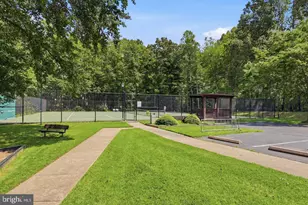 10799 Adare Dr, Fairfax, VA 22032 - Photo 49