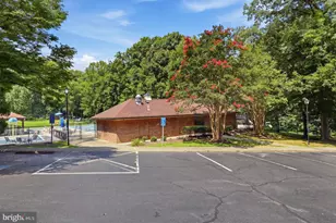 10799 Adare Dr, Fairfax, VA 22032 - Photo 47