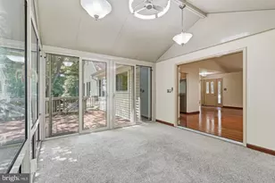 10799 Adare Dr, Fairfax, VA 22032 - Photo 15