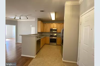 12001 Market Street #366, Reston, VA 20190 - Photo 7