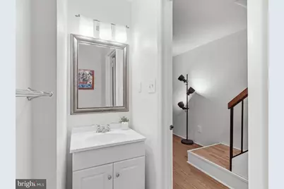 11908 Escalante Court, Reston, VA 20191 - Photo 5